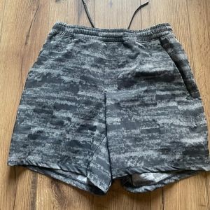 Lululemon Pace Breaker Short, Small, 5" Inseam